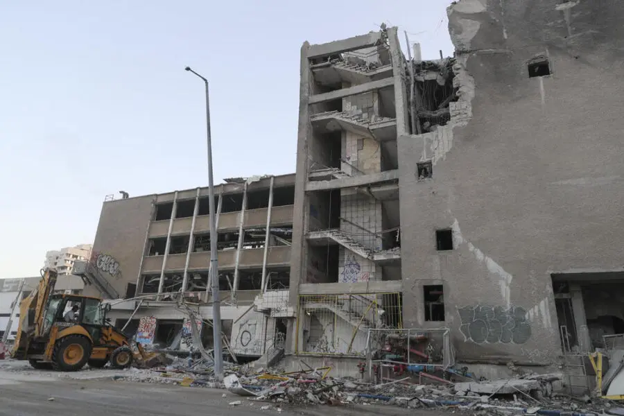 Vista de los destrozos causados por un ataque iraní en Haifa (Israel). EFE/María Traspaderne